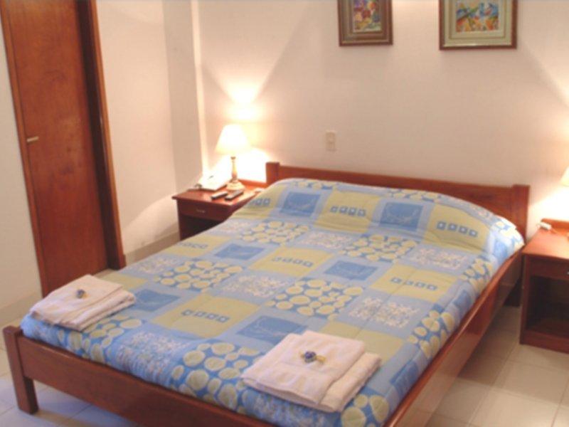 אסונסיון Hotel Palmas Del Sol מראה חיצוני תמונה