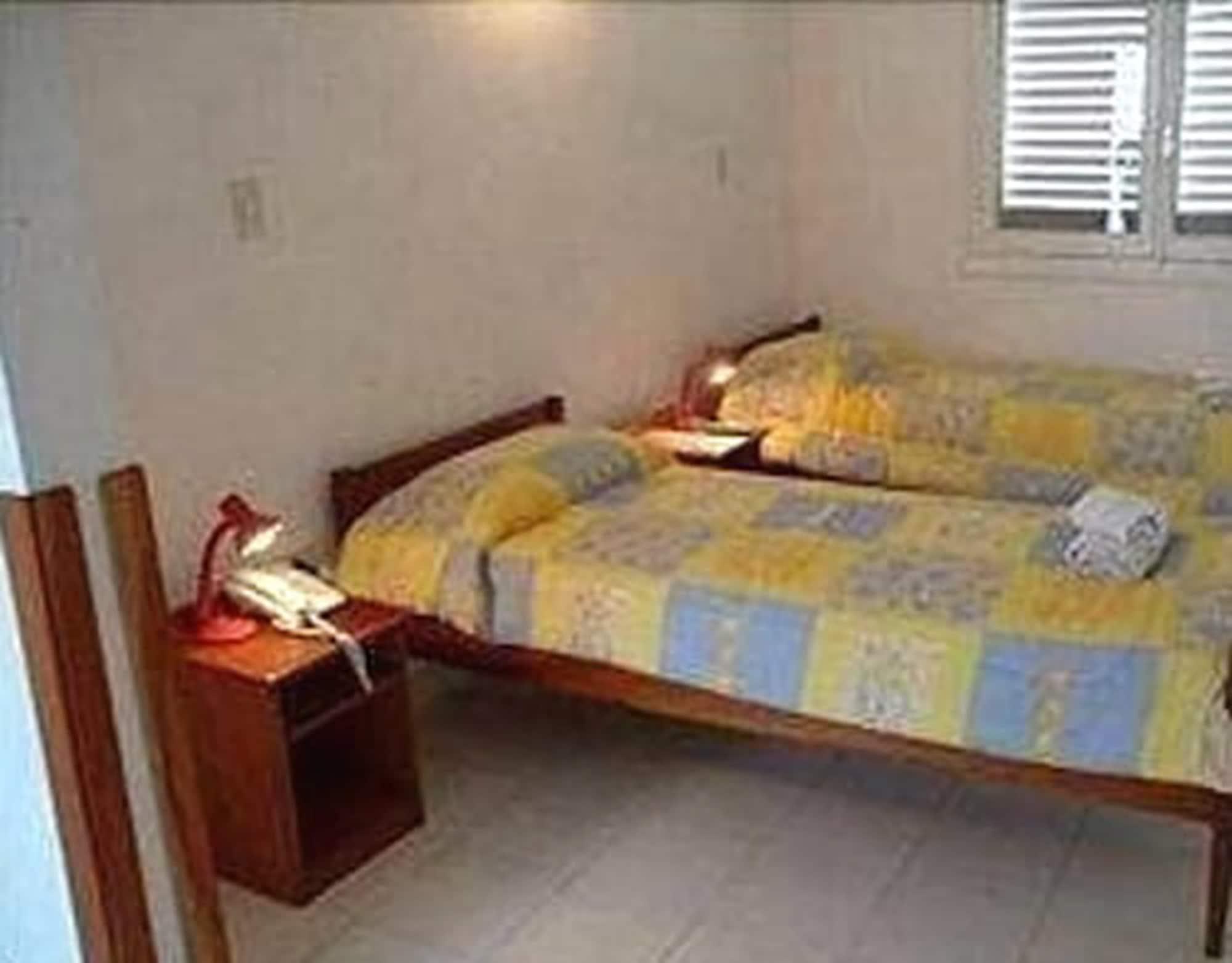 אסונסיון Hotel Palmas Del Sol מראה חיצוני תמונה