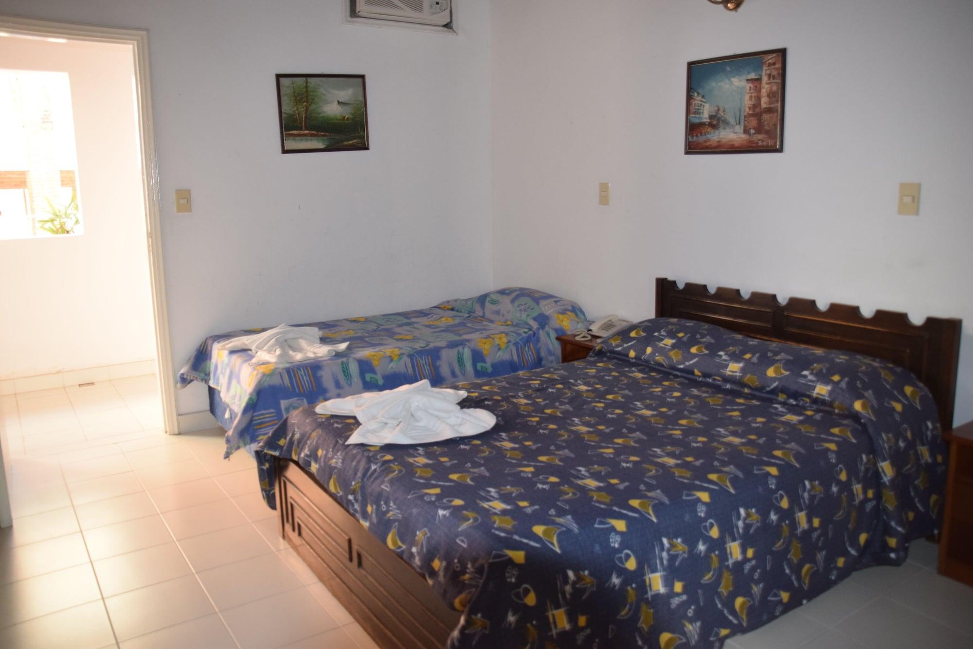 אסונסיון Hotel Palmas Del Sol מראה חיצוני תמונה